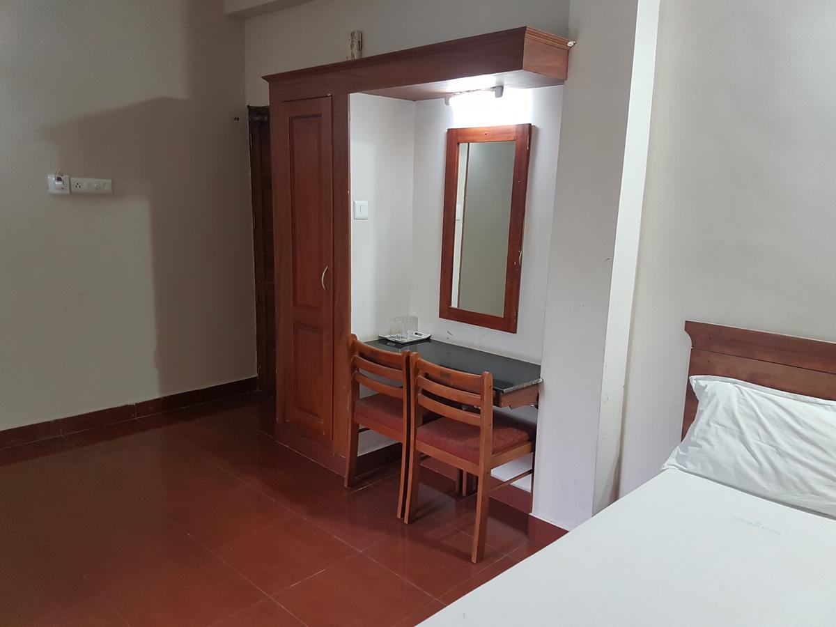 Shalimar Metro Hotel Kochi Ngoại thất bức ảnh